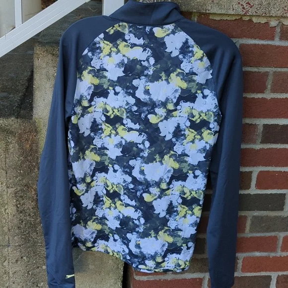 Slazenger 1/4 zip golf shirt medium - Picture 4 of 7